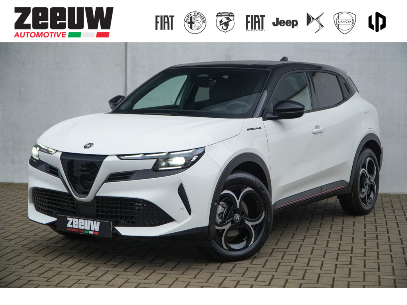 Alfa Romeo Alfa Romeo Junior 1.2 Turbo 136 PK Ibrida Speciale | Techno | Pano | Camera 2025 - voorkant