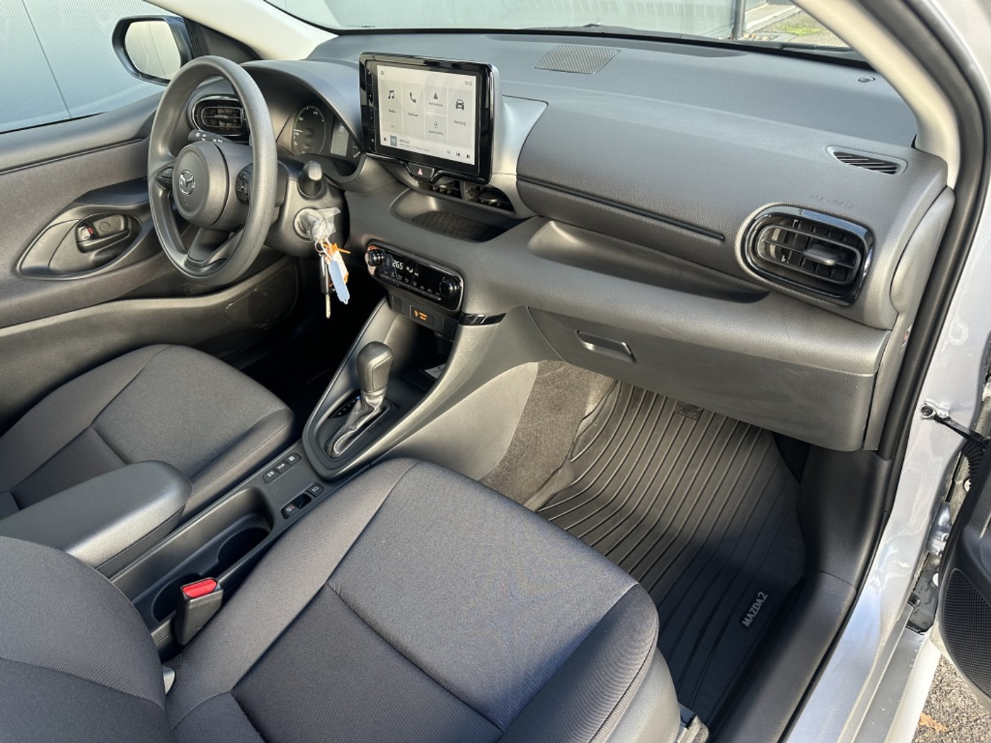 Foto van Mazda Mazda2 Hybrid