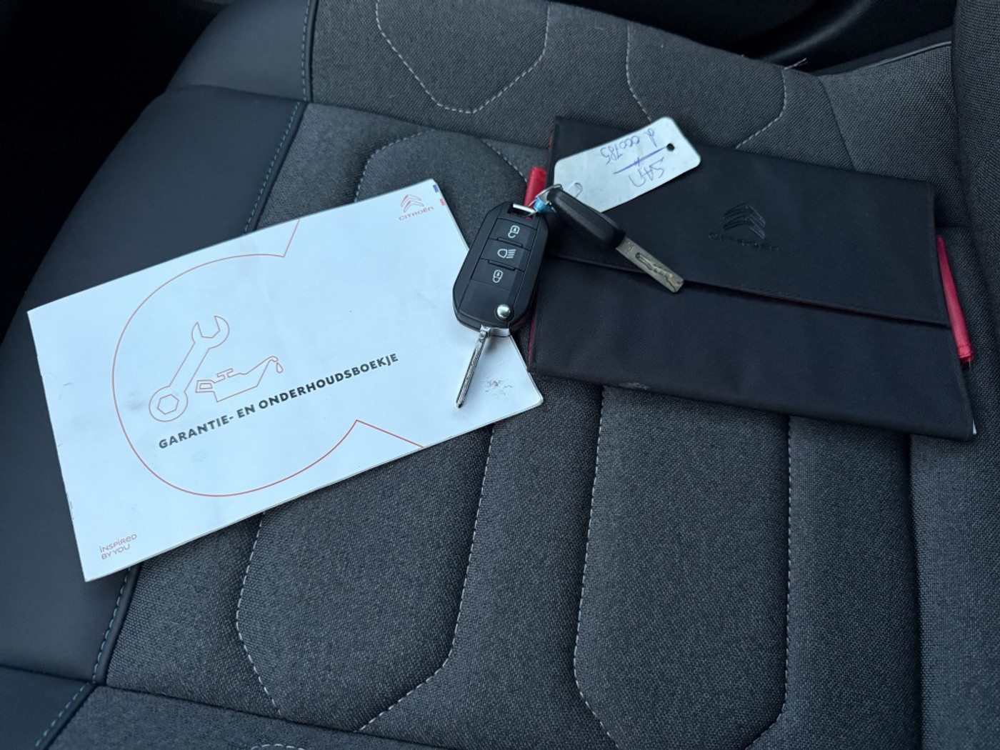 Foto van Citroen C4