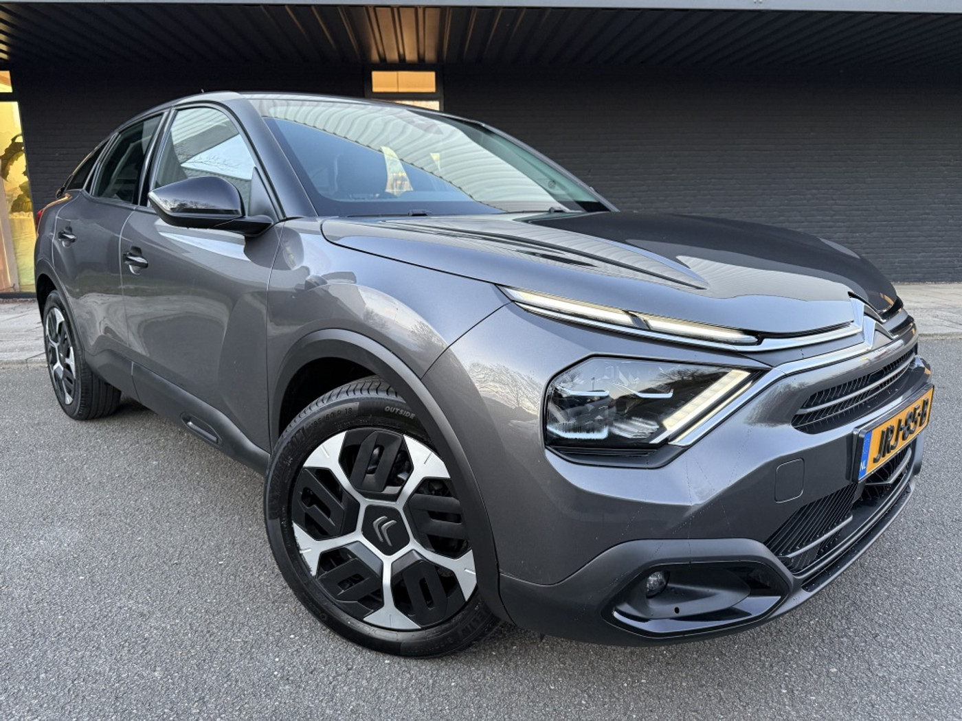 Citroen C4 1.2 Puretech Feel Edition 2021 - voorkant