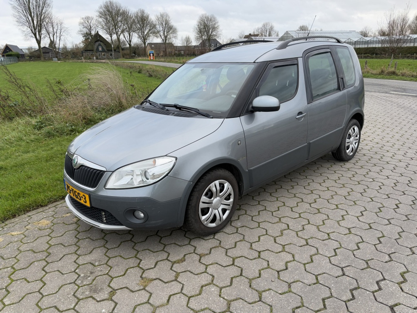 Skoda Roomster 1.2 TSI Ambition 2012 - voorkant