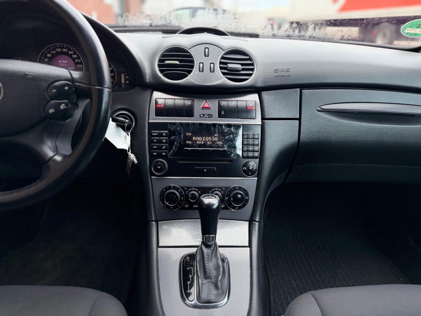 Foto van Mercedes-Benz CLK 200 Kompressor