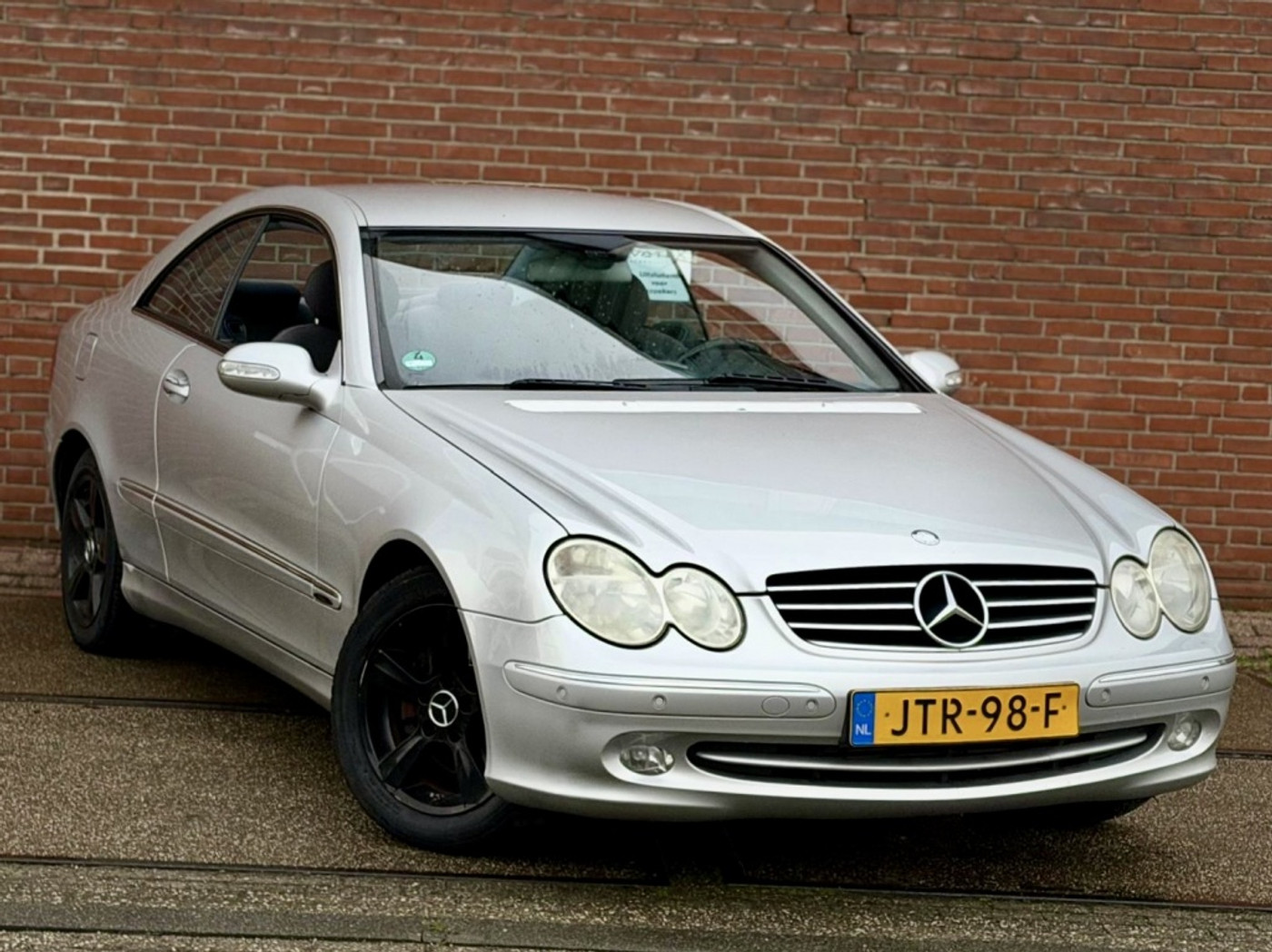 Foto van Mercedes-Benz CLK 200 Kompressor