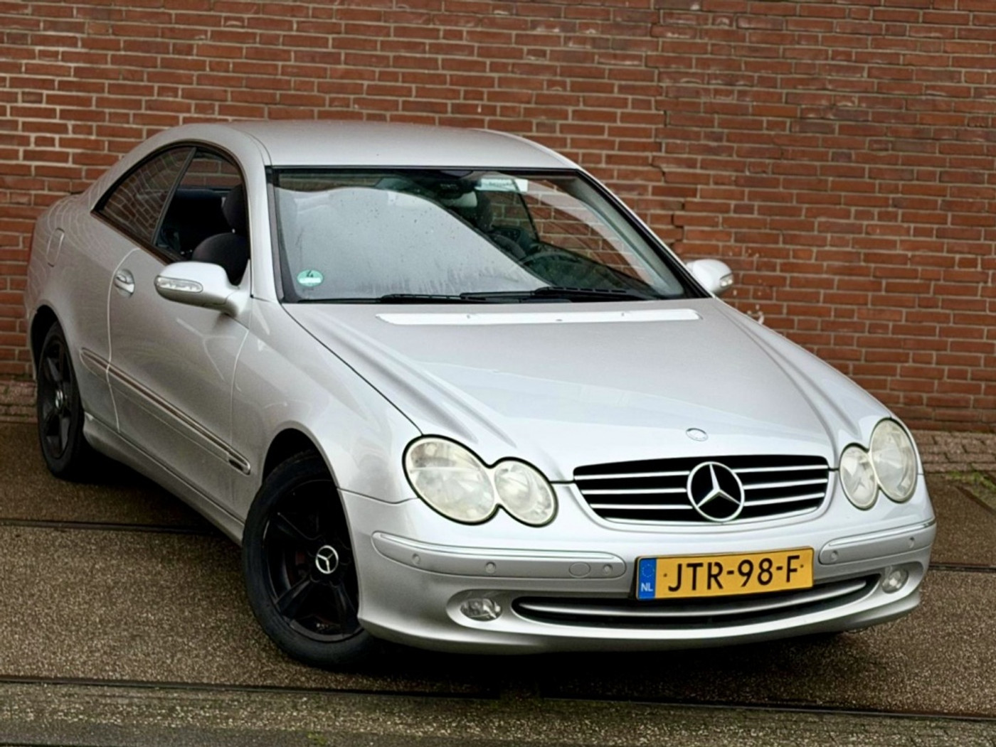 Foto van Mercedes-Benz CLK 200 Kompressor