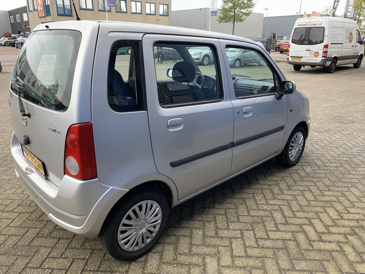 Foto van Opel Agila