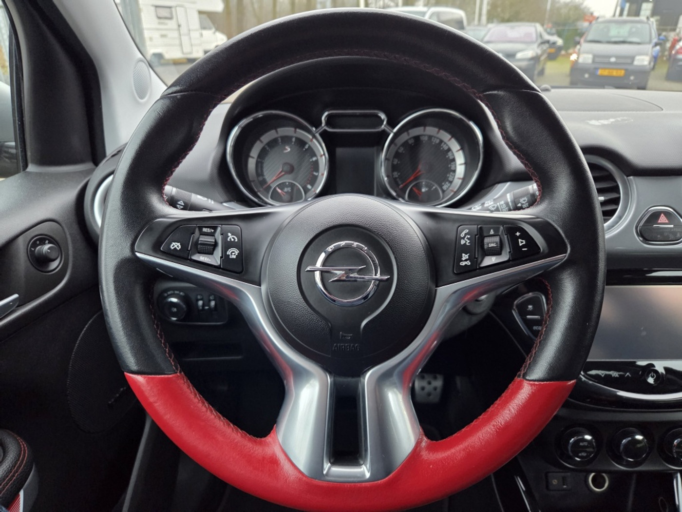 Foto van Opel Adam