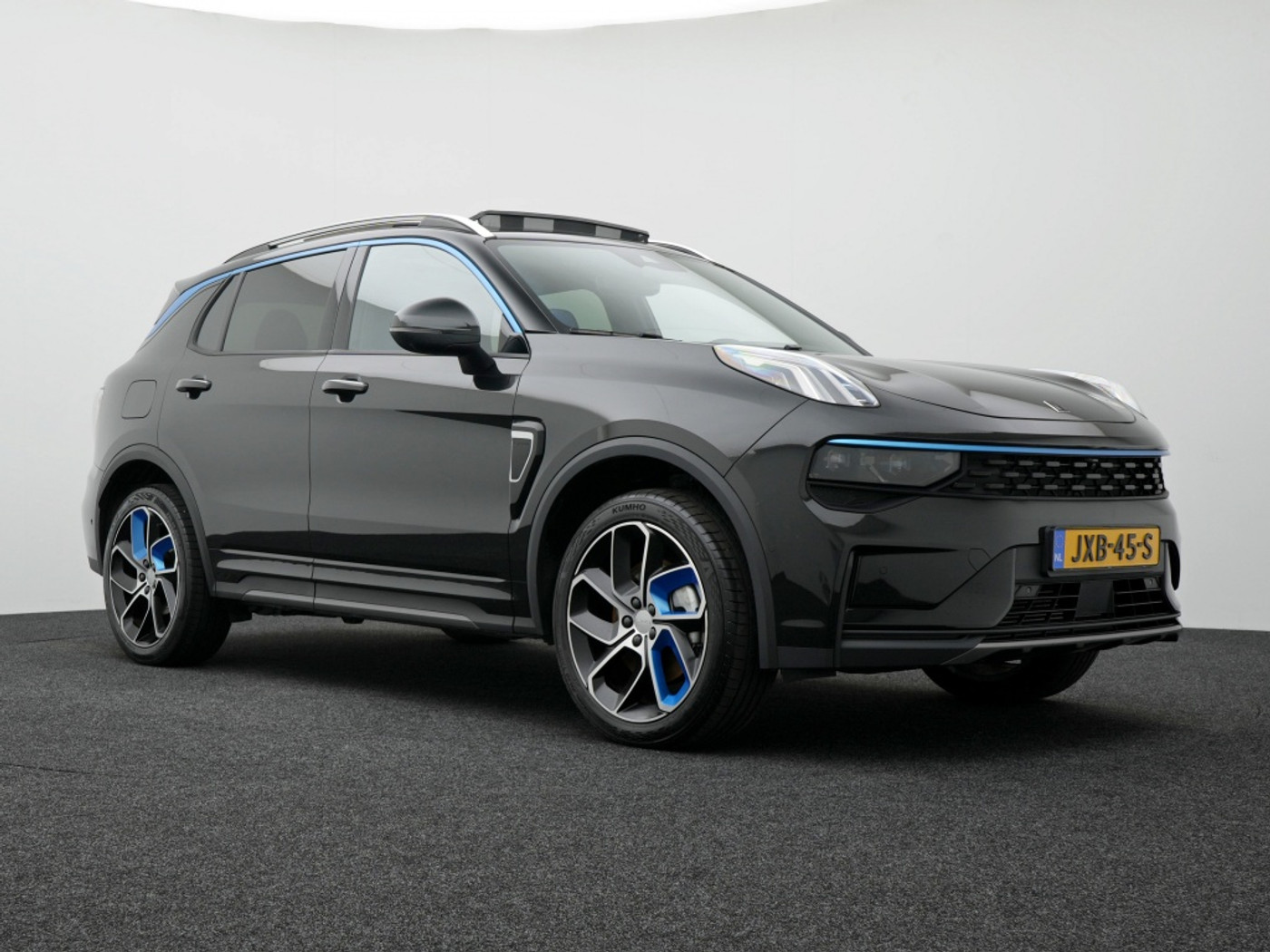 Foto van Lynk&co LYNK & Co 01