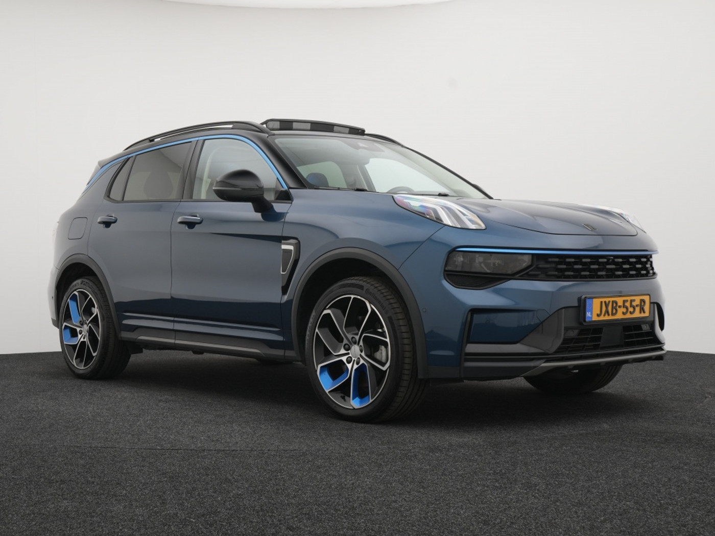 Foto van Lynk&co LYNK & Co 01