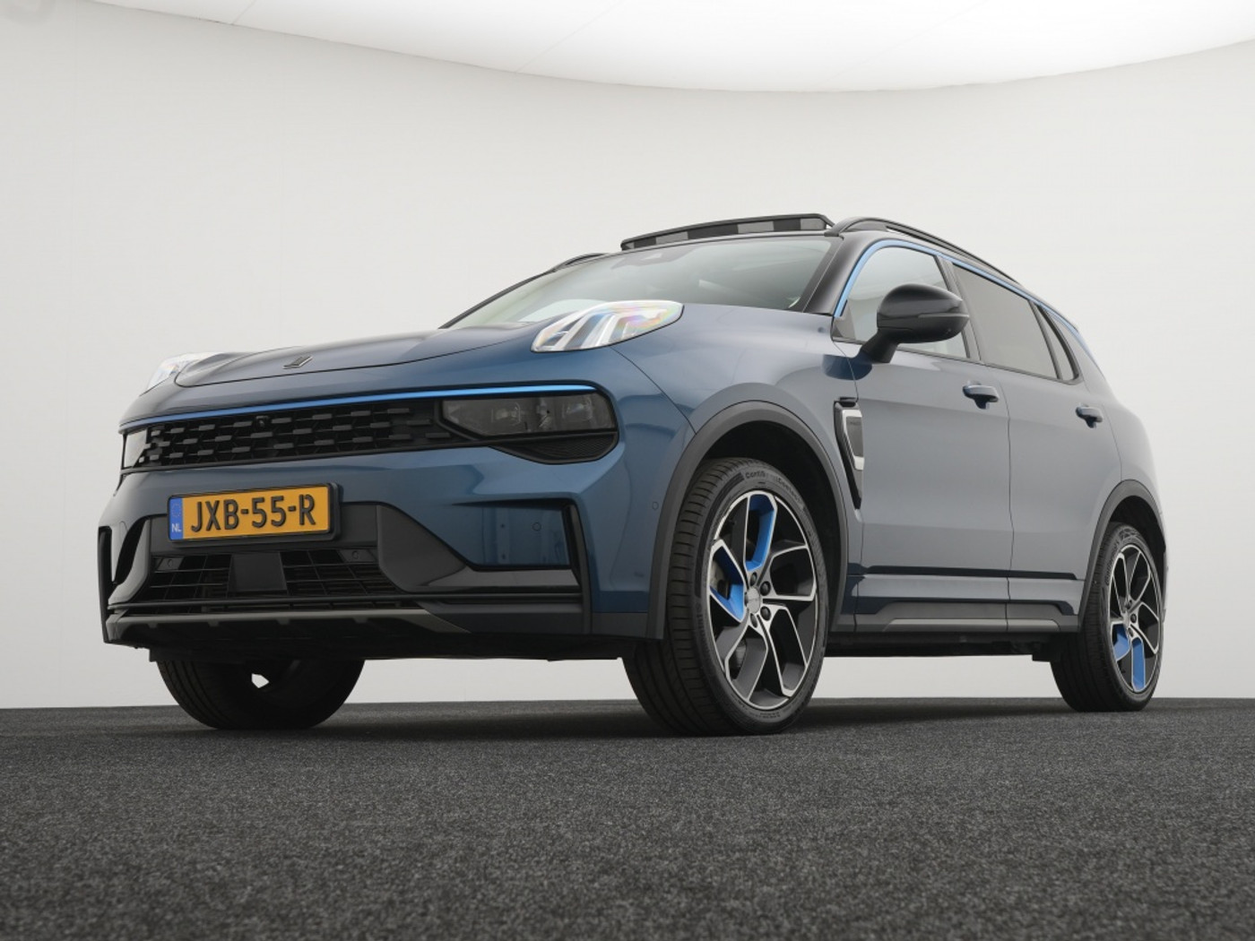 Foto van Lynk&co LYNK & Co 01