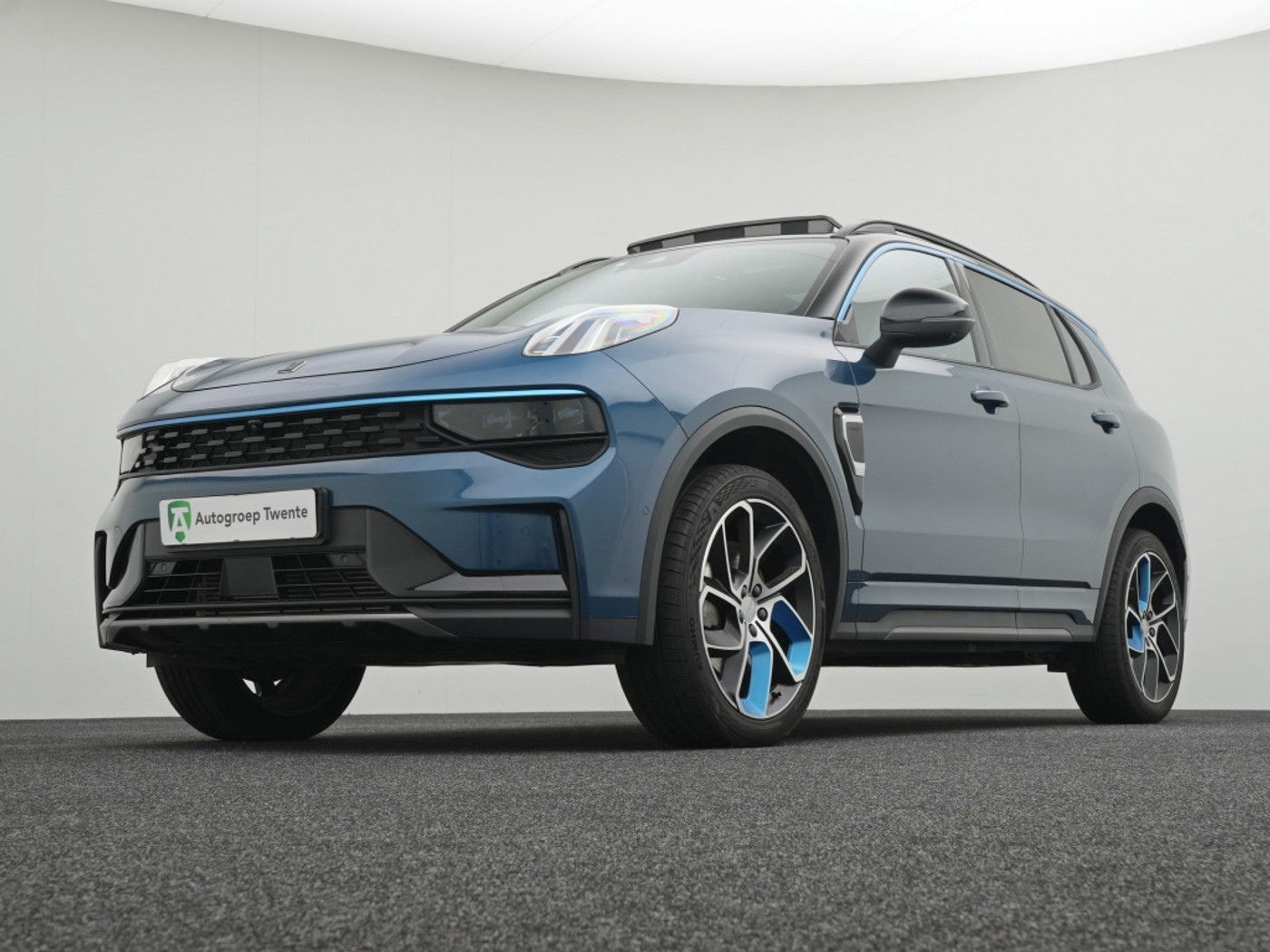 Foto van Lynk&co LYNK & Co 01