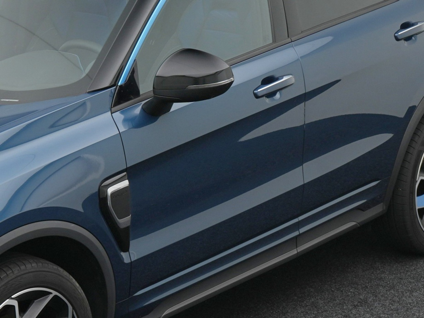 Foto van Lynk&co LYNK & Co 01