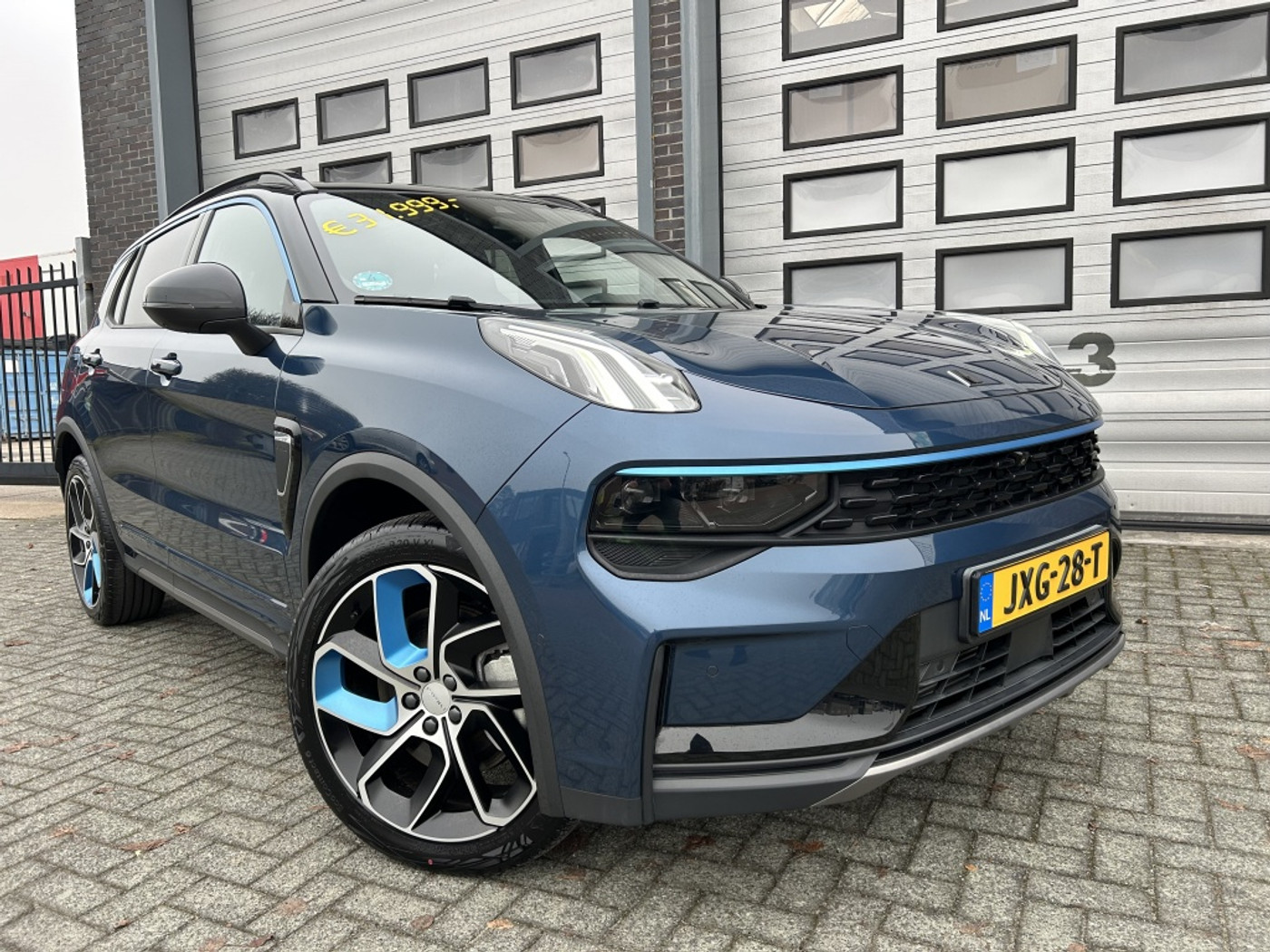 Foto van Lynk&co LYNK & Co 01