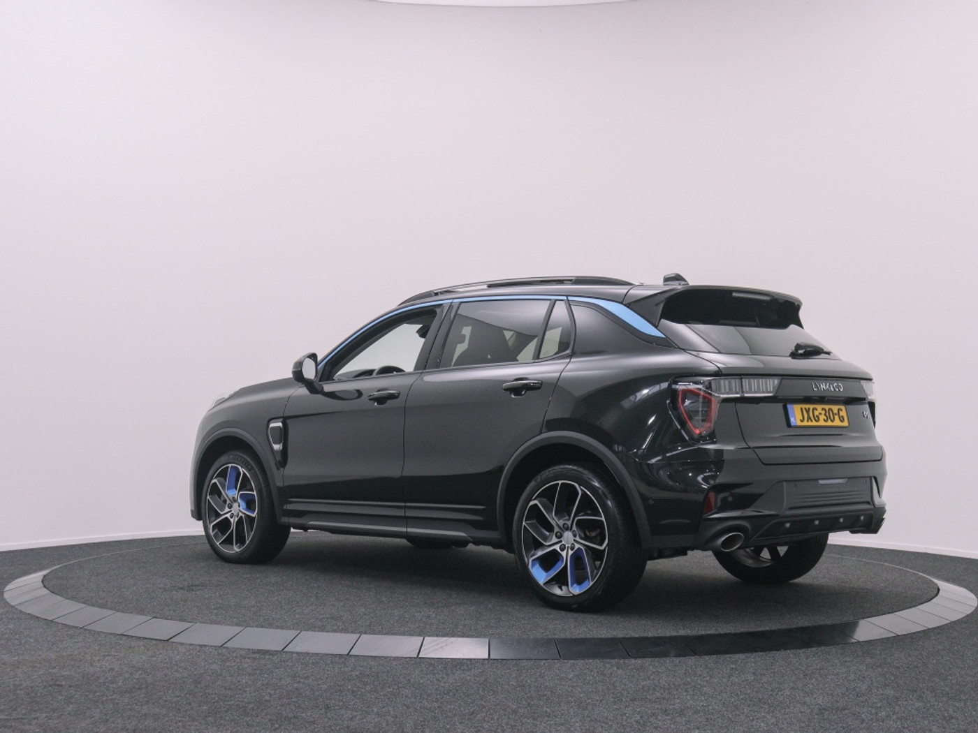 Foto van Lynk&co LYNK & Co 01