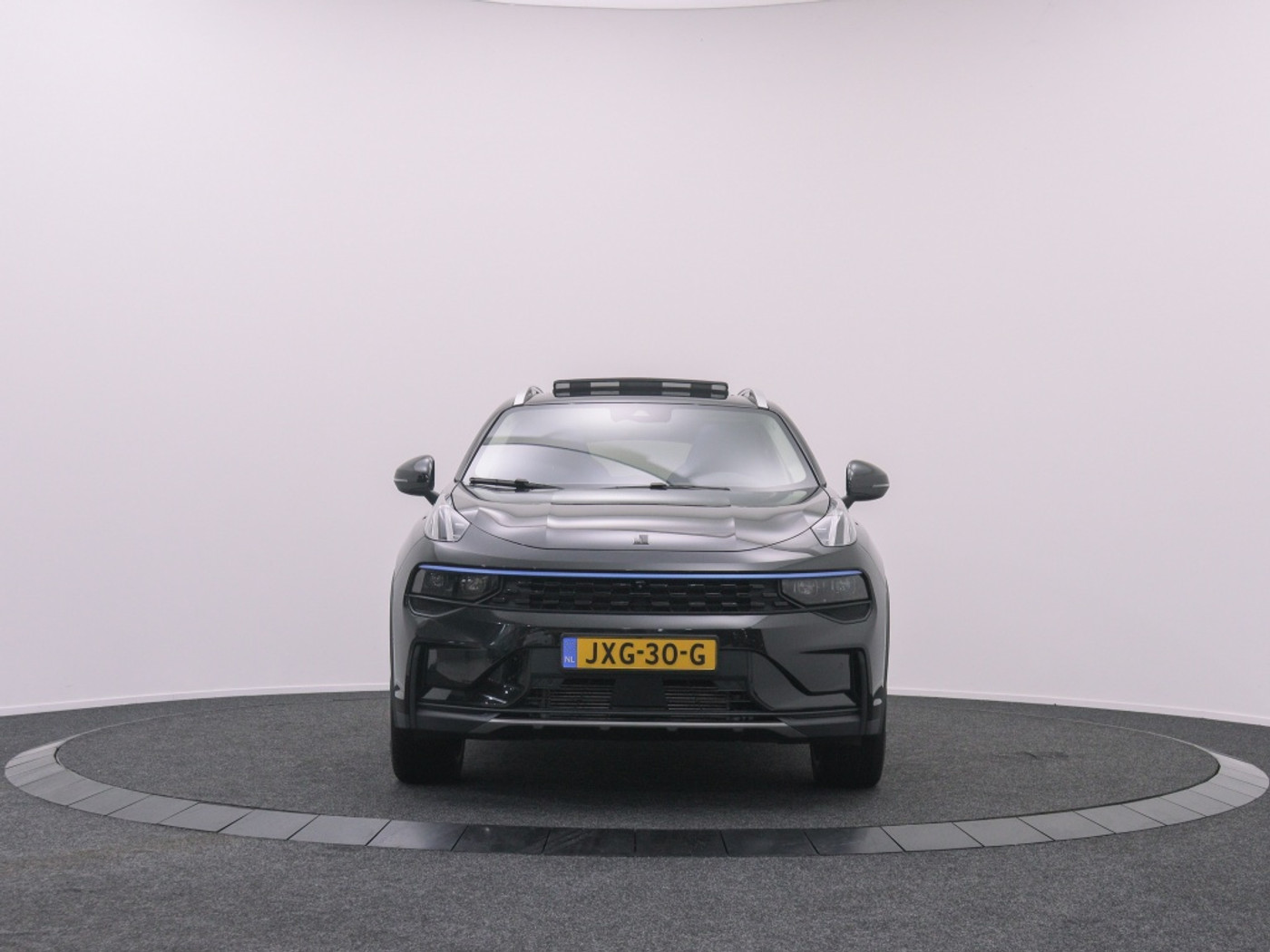 Foto van Lynk&co LYNK & Co 01