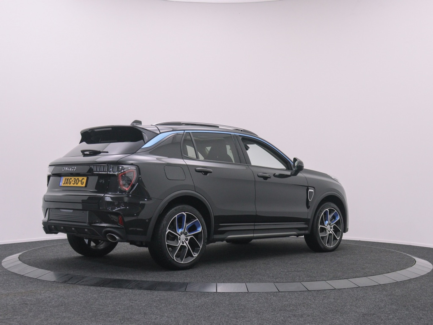 Foto van Lynk&co LYNK & Co 01