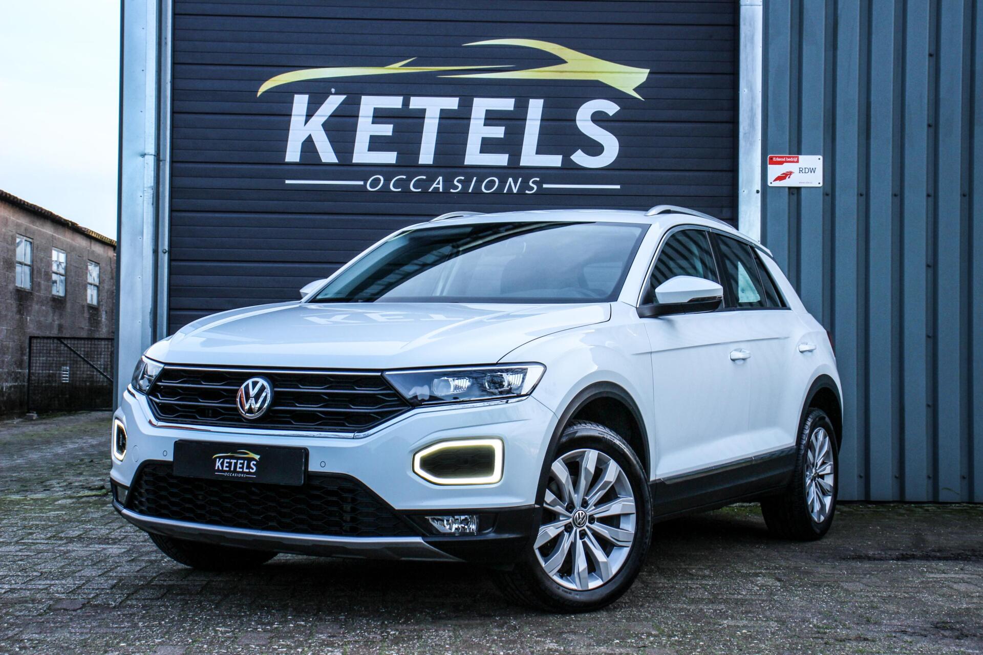 Volkswagen T-roc 1.5 TSI Sport LED/Virtual Cockpit, Trekhaak 2019 - voorkant