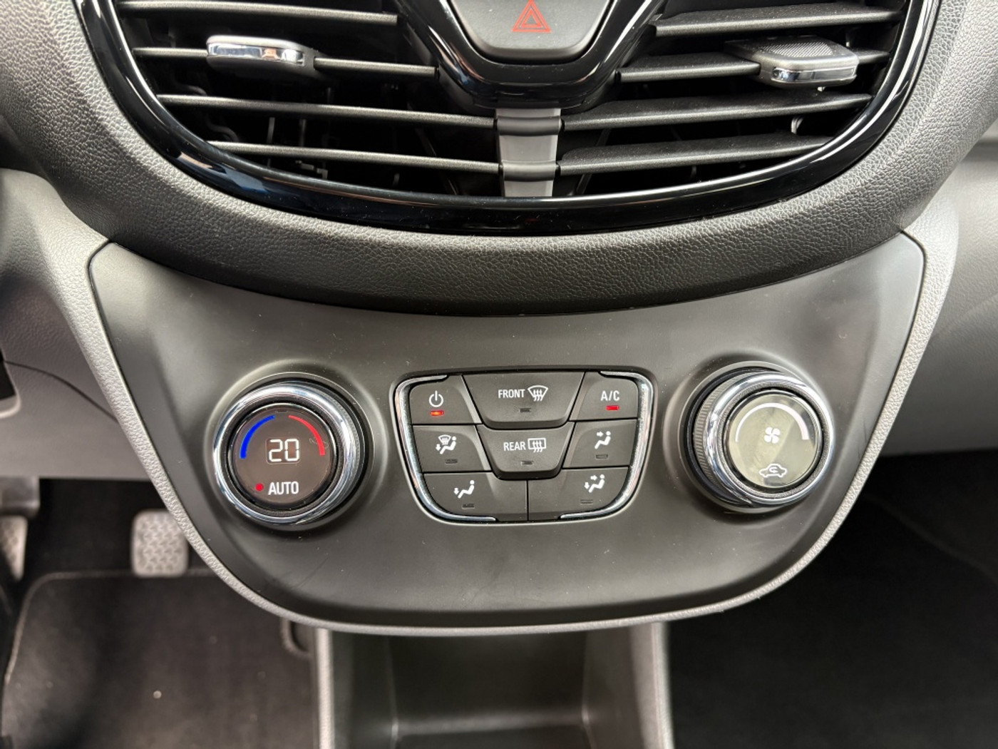 Foto van Opel Karl / Viva