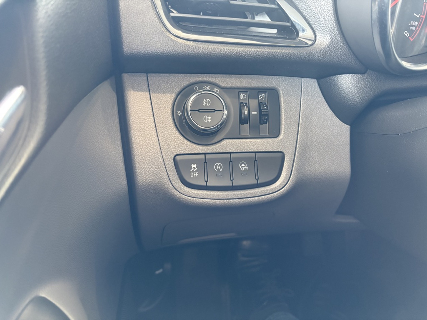 Foto van Opel Karl / Viva