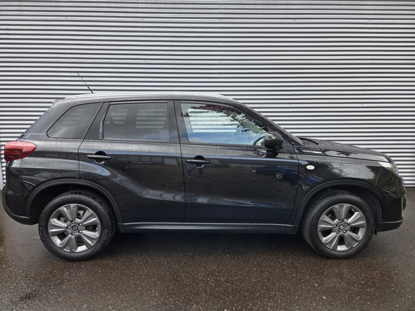 Suzuki Vitara 1.4 Boosterjet Style Smart Hybrid 2023 - voorkant