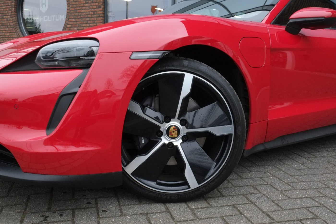 Foto van Porsche Taycan