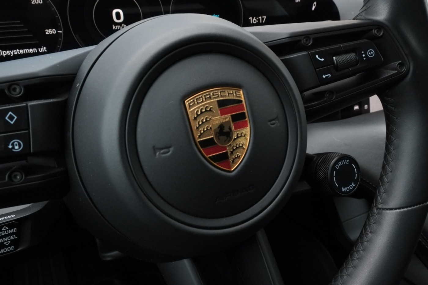 Foto van Porsche Taycan