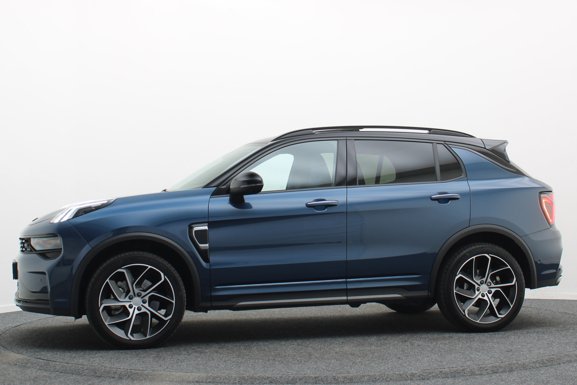 Foto van Lynk&co LYNK & Co 01
