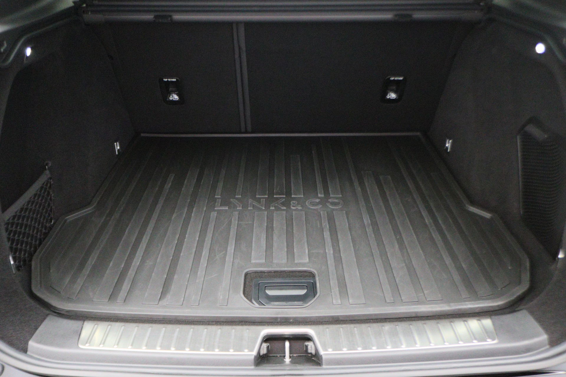 Foto van Lynk&co LYNK & Co 01
