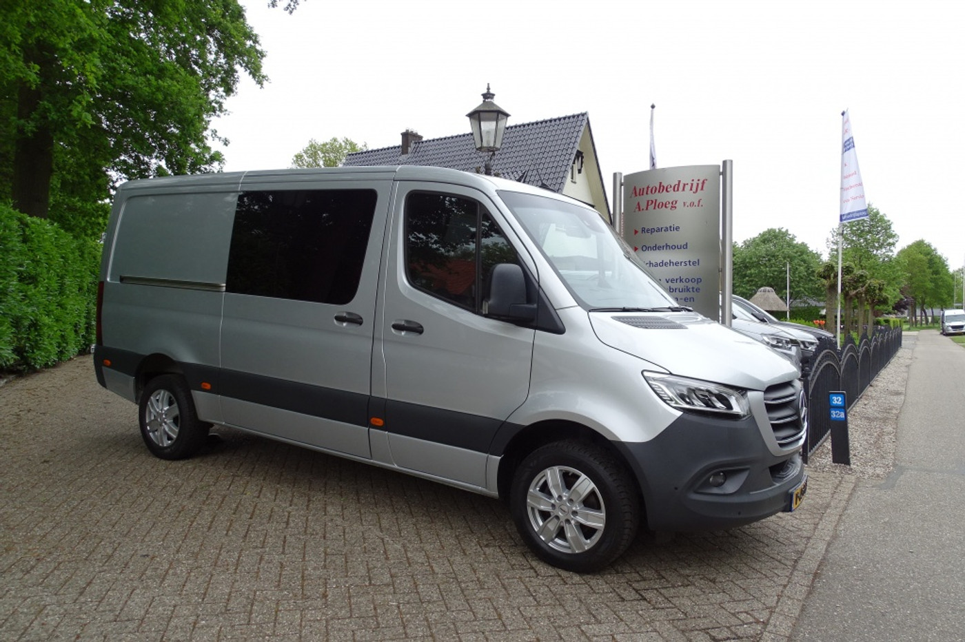 Mercedes-Benz Sprinter 319 1.9 CDI L2H1 LED NAVI CLIMA 3D CAMERA 1e eig 2022 - voorkant