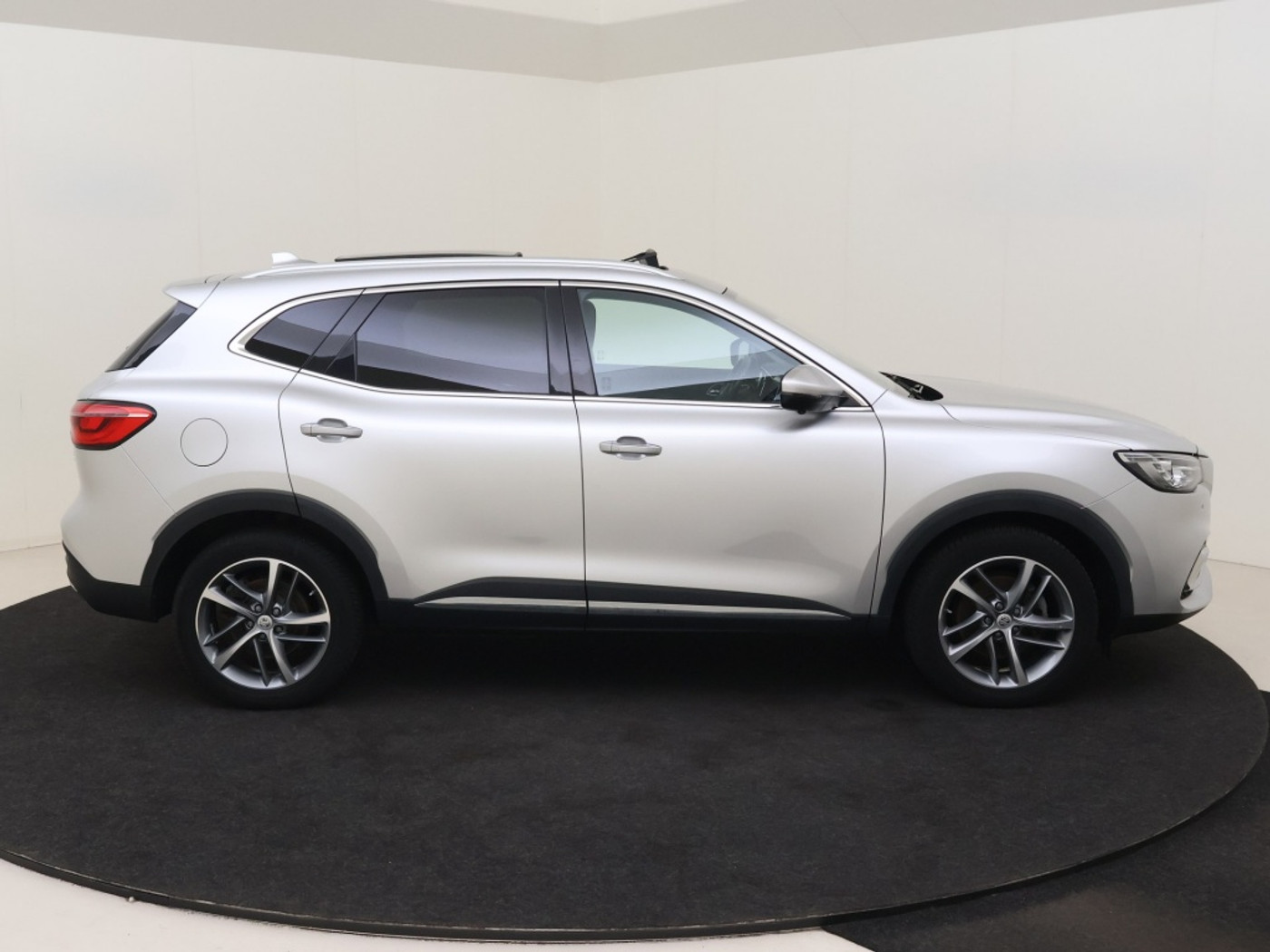Foto van MG MG Ehs Plug-in Hybrid