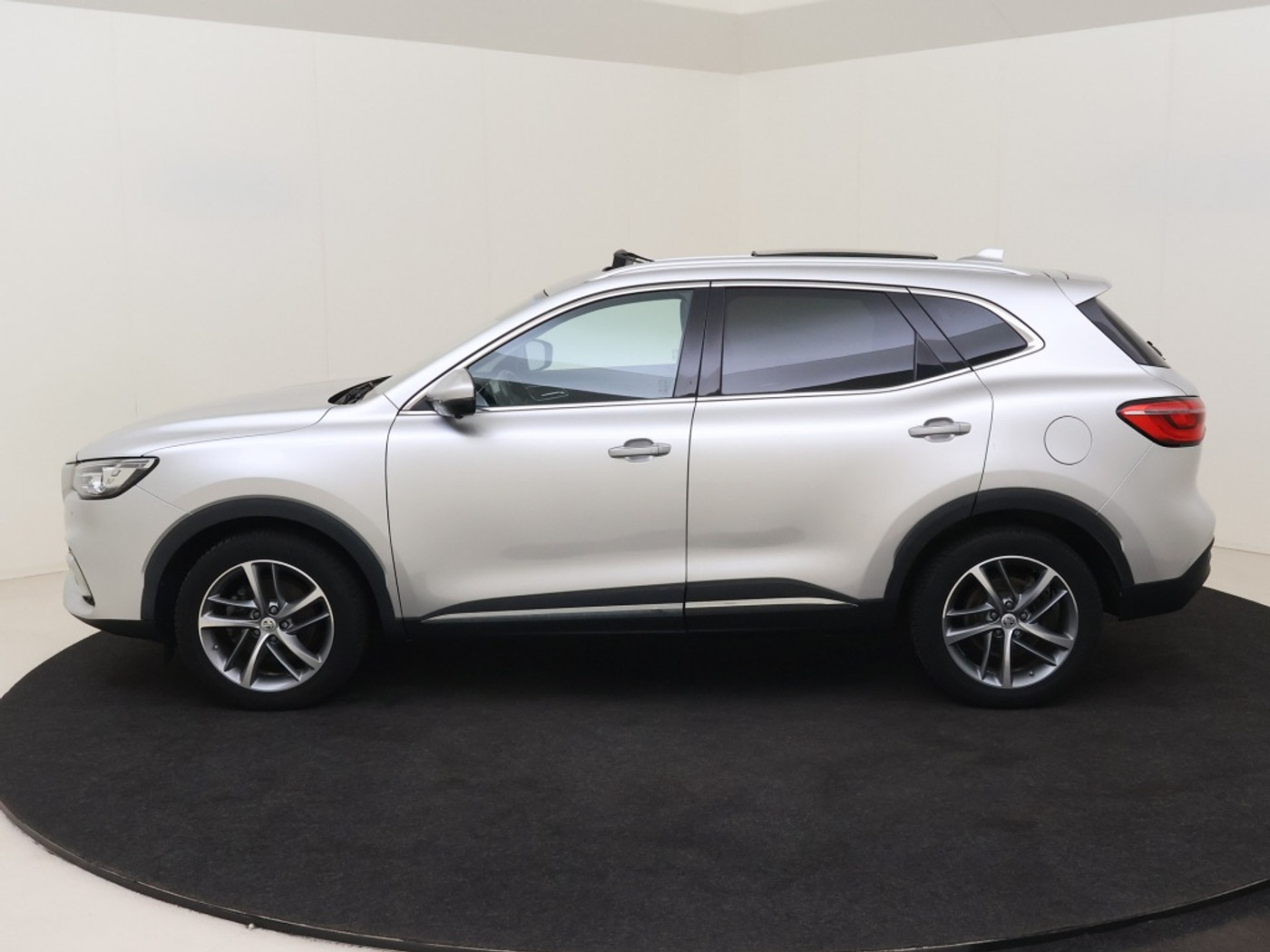 Foto van MG MG Ehs Plug-in Hybrid