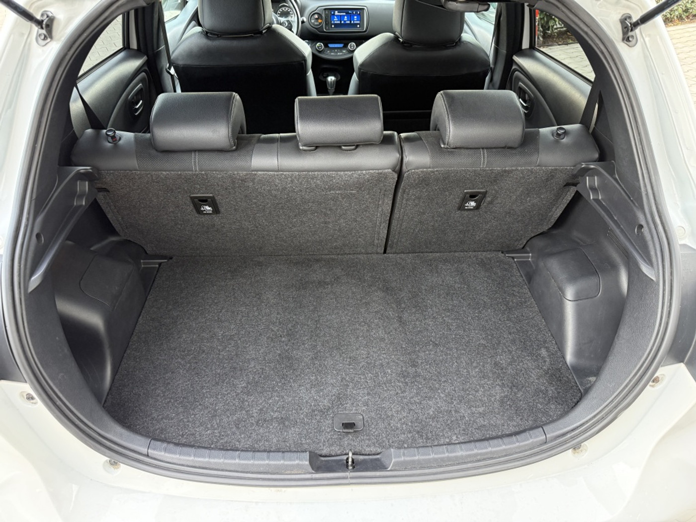 Foto van Toyota Toyota Yaris Hybrid