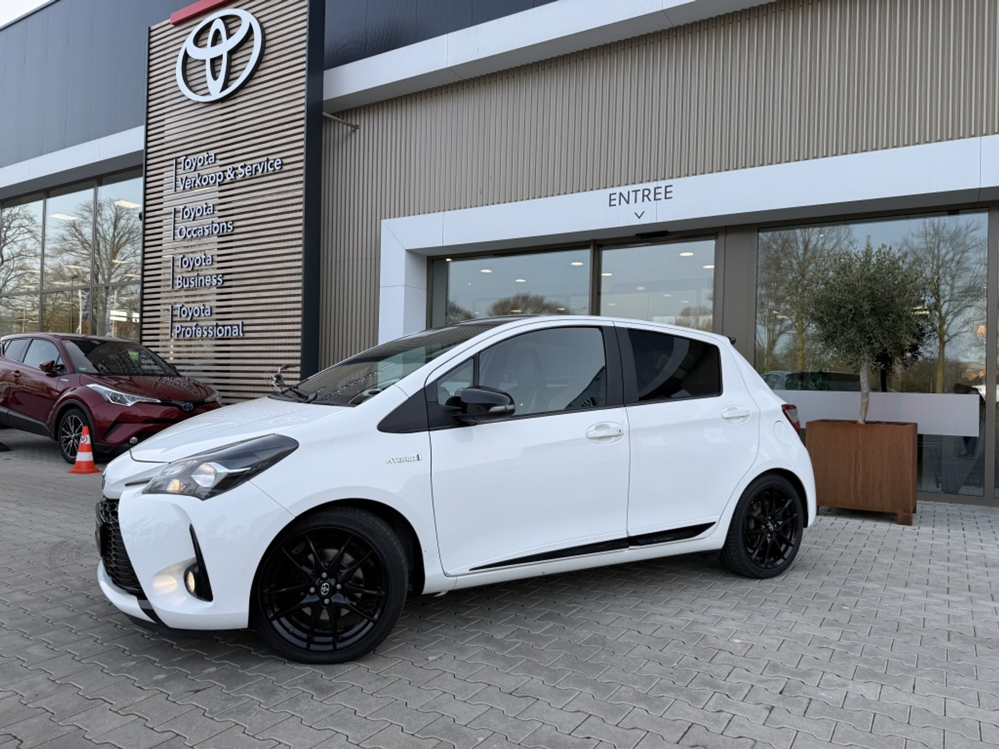 Foto van Toyota Toyota Yaris Hybrid
