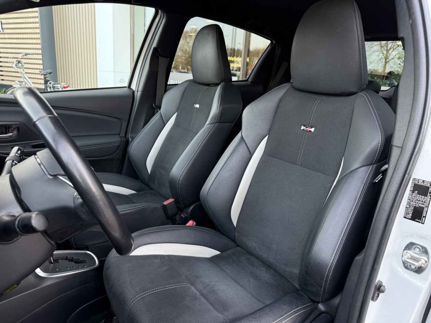Foto van Toyota Toyota Yaris Hybrid