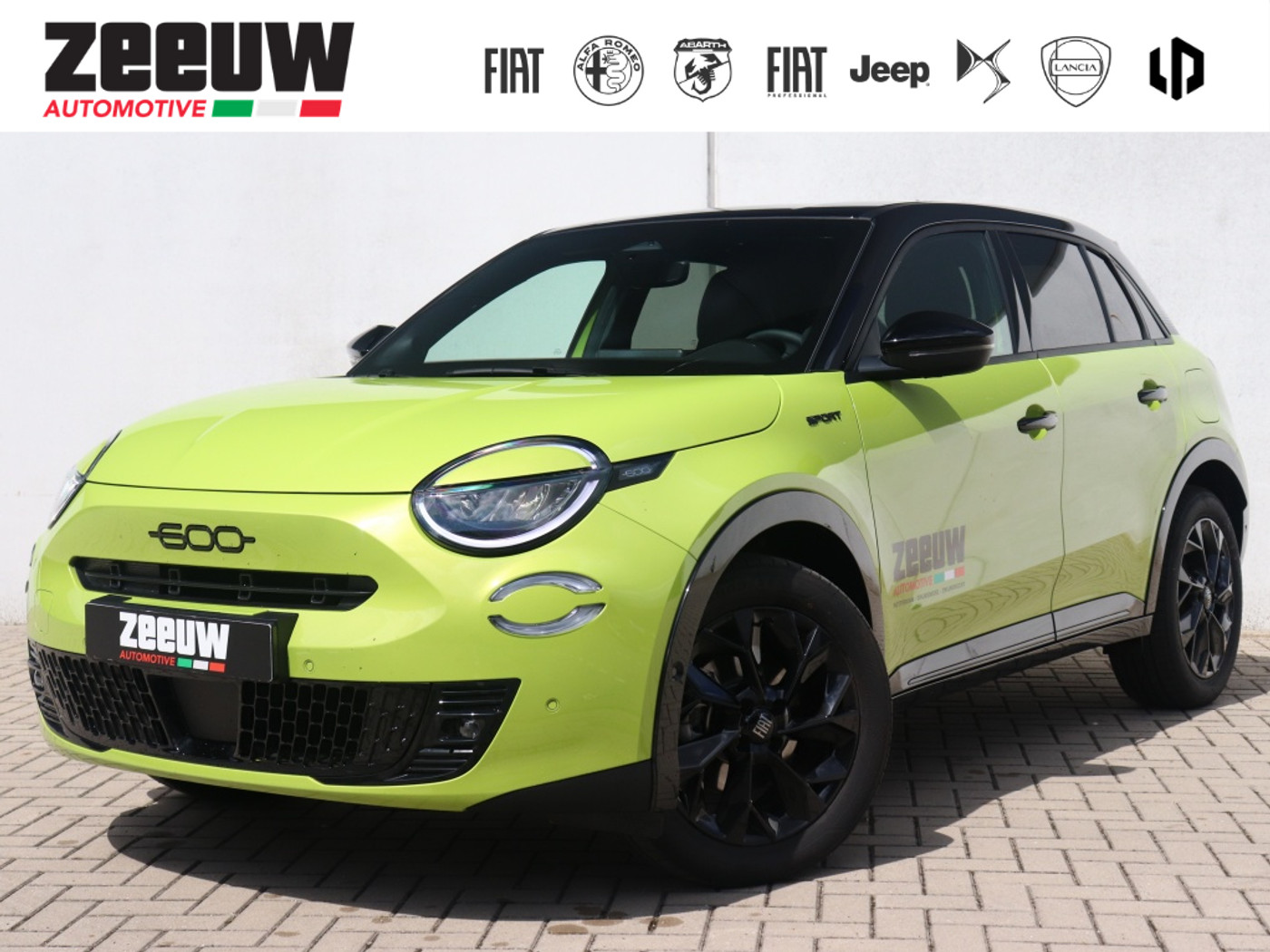 Fiat 600 Sport 54 kWh | Navi | Carplay | Camera | Winter | 18" 2026 - voorkant