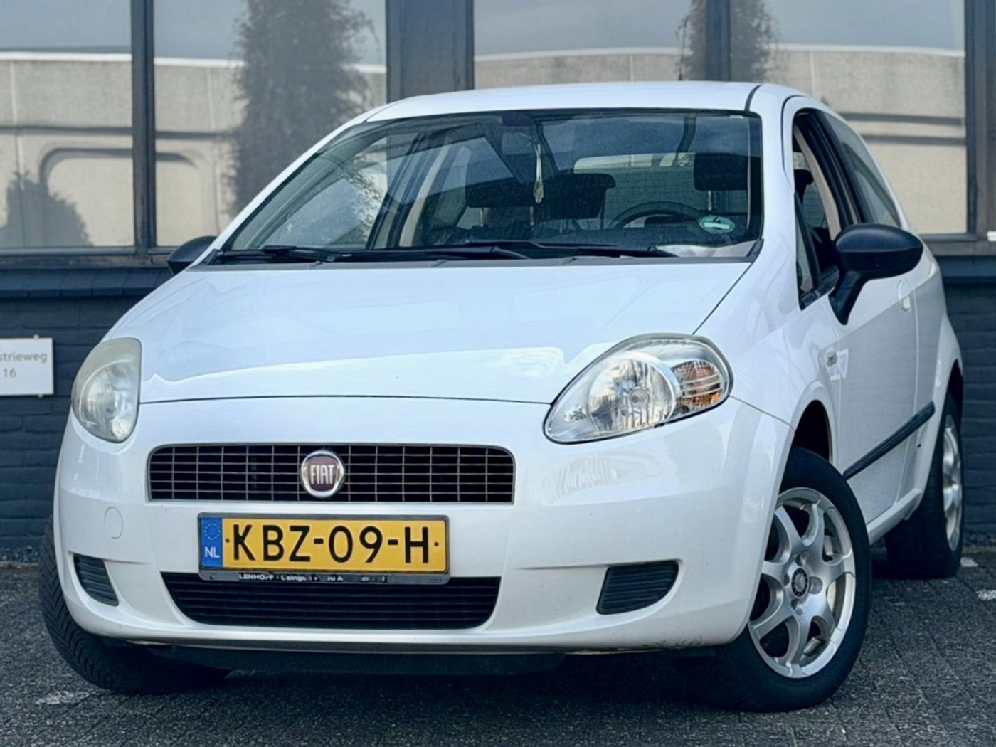 Fiat Fiat Punto 1.4 Ed. Blue & Me |Airco |CruiseC |Nieuwe APK 2008 - voorkant