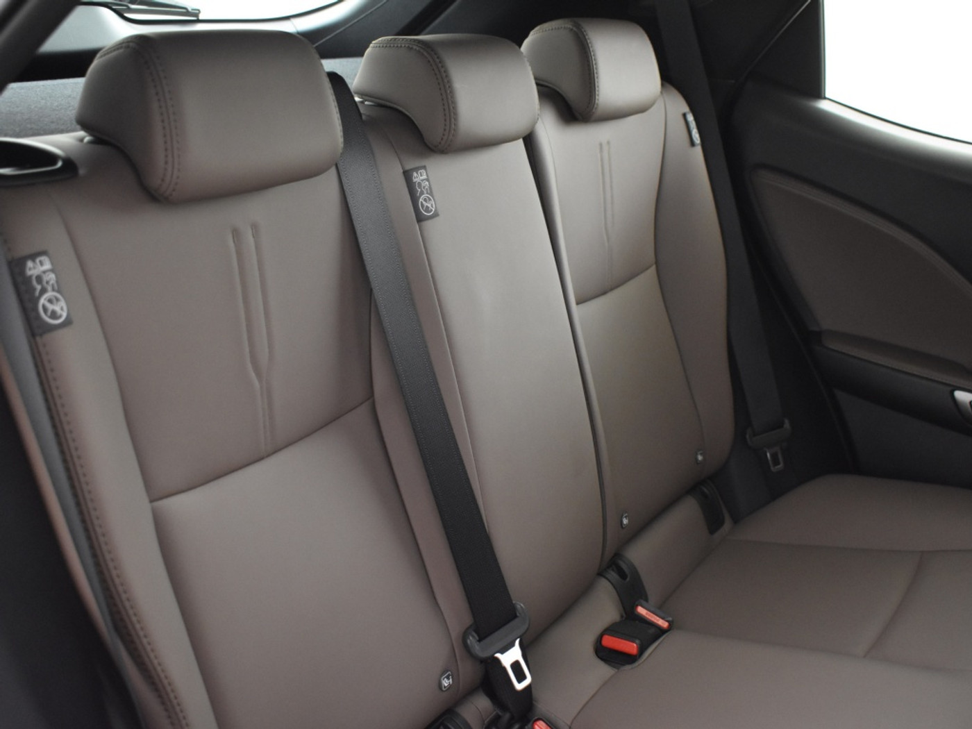 Foto van Lexus LBX