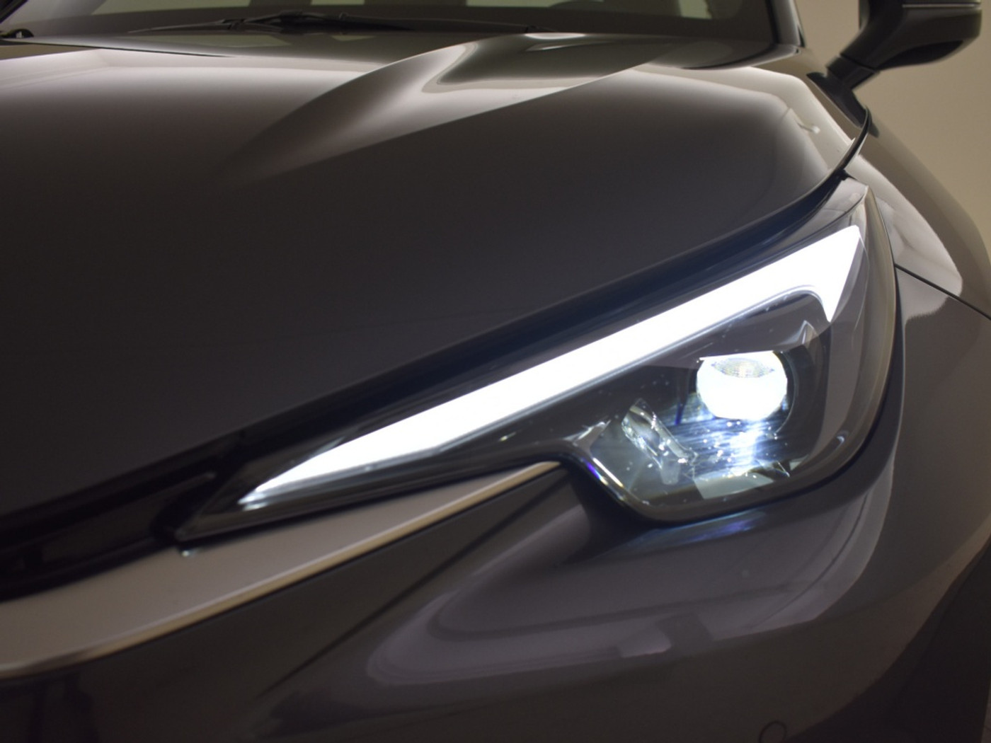 Foto van Lexus LBX