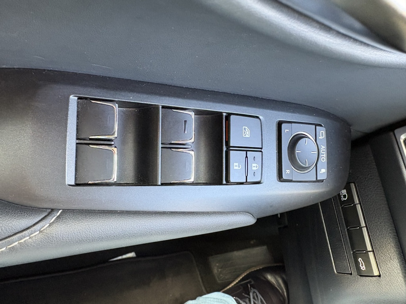 Foto van Lexus Lexus Nx300h