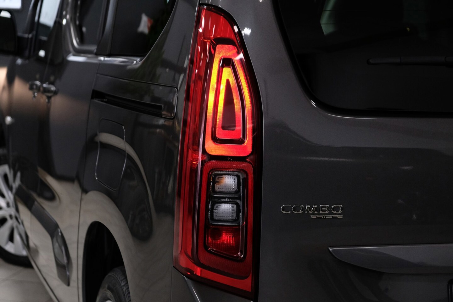 Foto van Opel Combo Tour