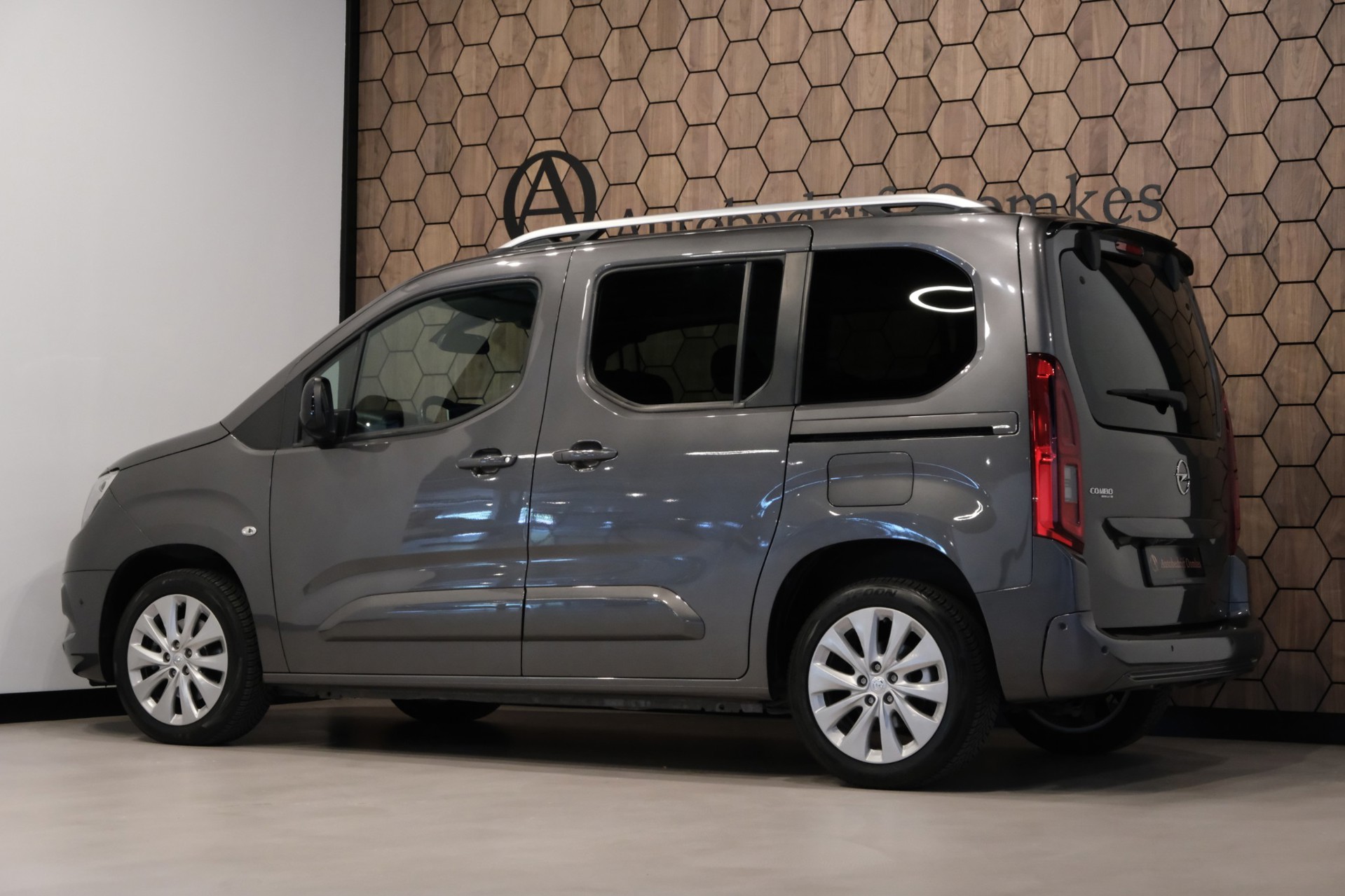 Foto van Opel Combo Tour