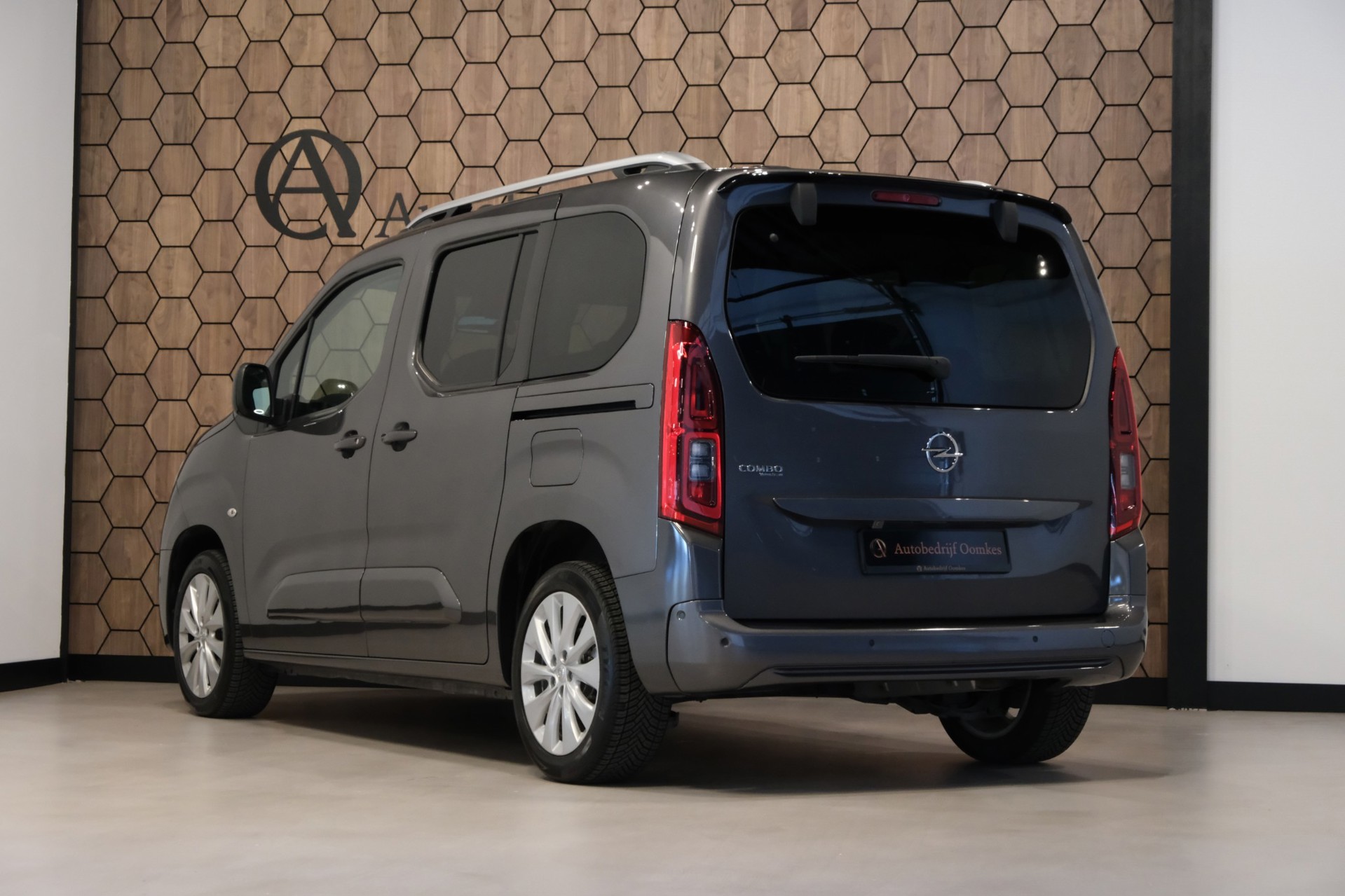 Foto van Opel Combo Tour