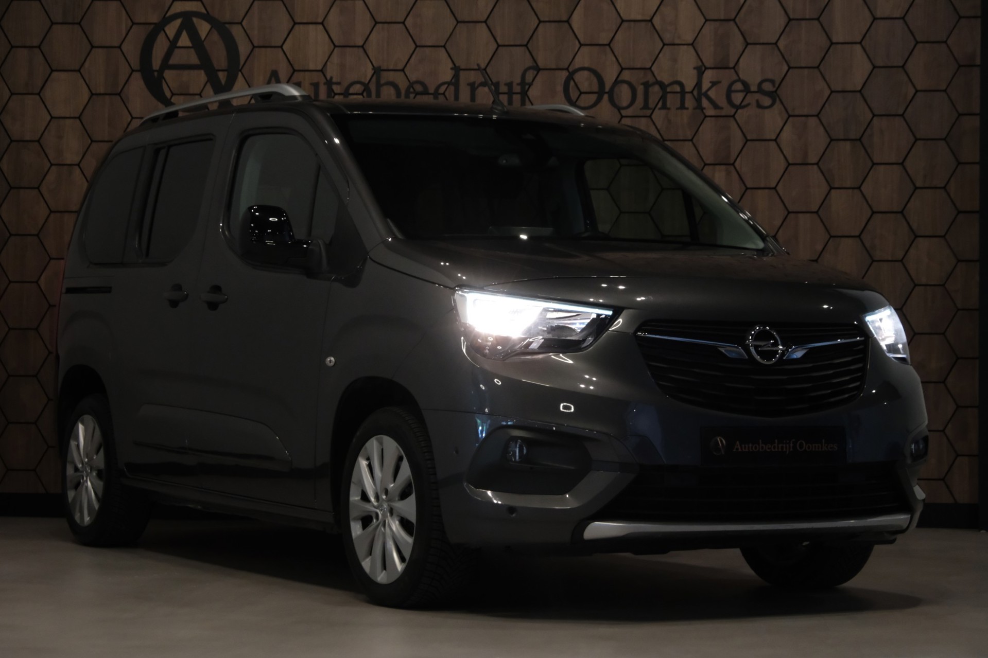 Foto van Opel Combo Tour
