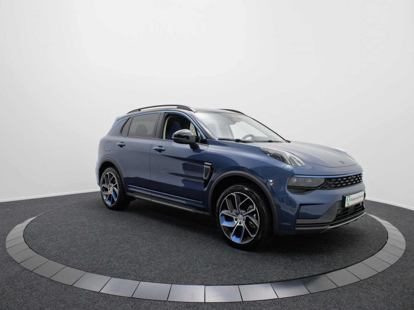 Foto van Lynk&co LYNK & Co 01