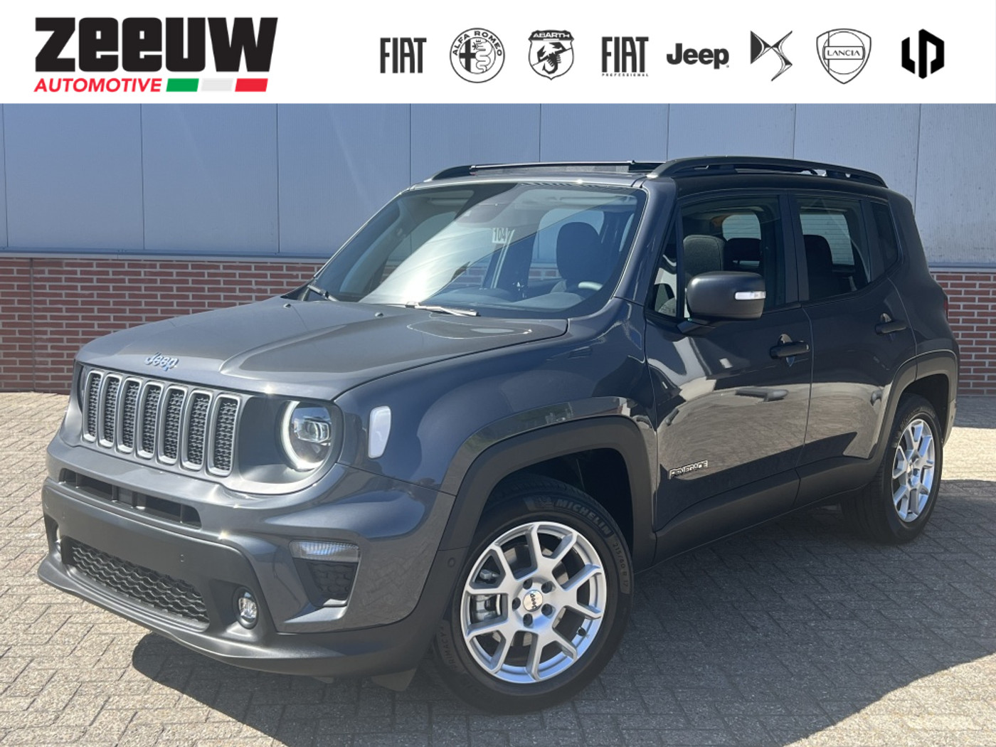 Jeep Renegade 1.5T e-Hybrid 130 PK Altitude | Pano | Tech Pack 2026 - voorkant
