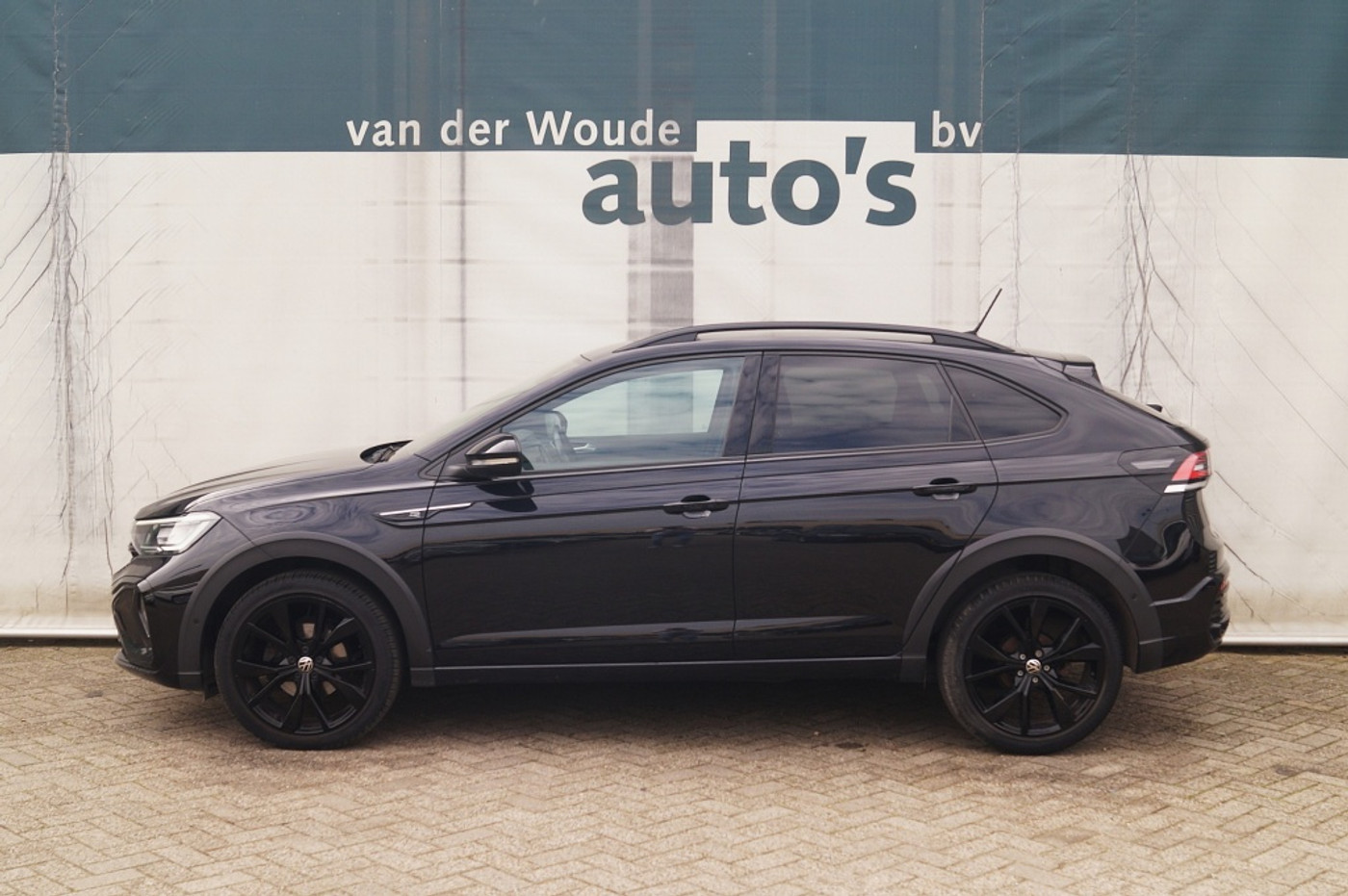 Volkswagen Taigo 1.0 TSI R-Line 2022 - voorkant