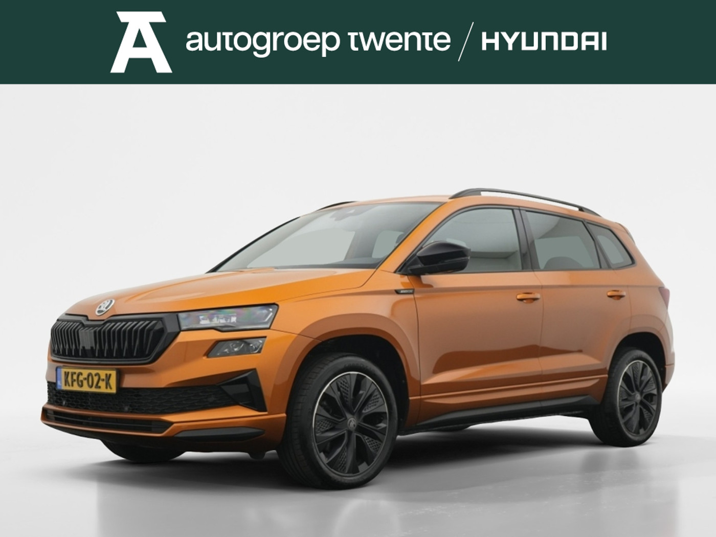 Skoda Karoq 1.5 TSI Sportline Business | Trekhaak | Private lease 669 per maand 2025 - voorkant