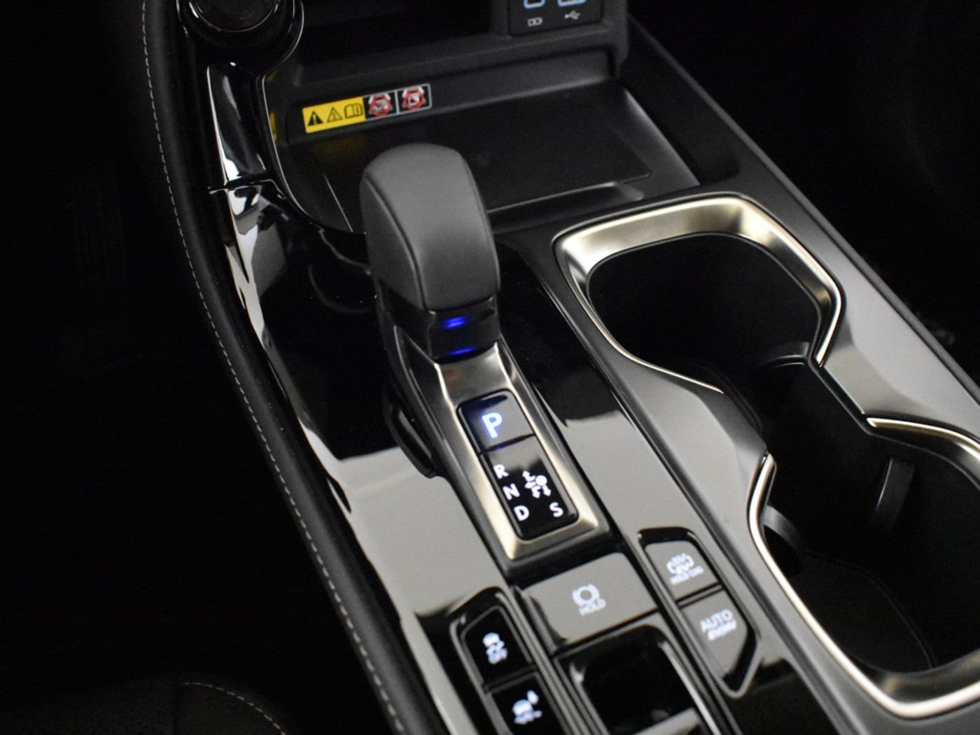 Foto van Lexus Lexus Nx450h+