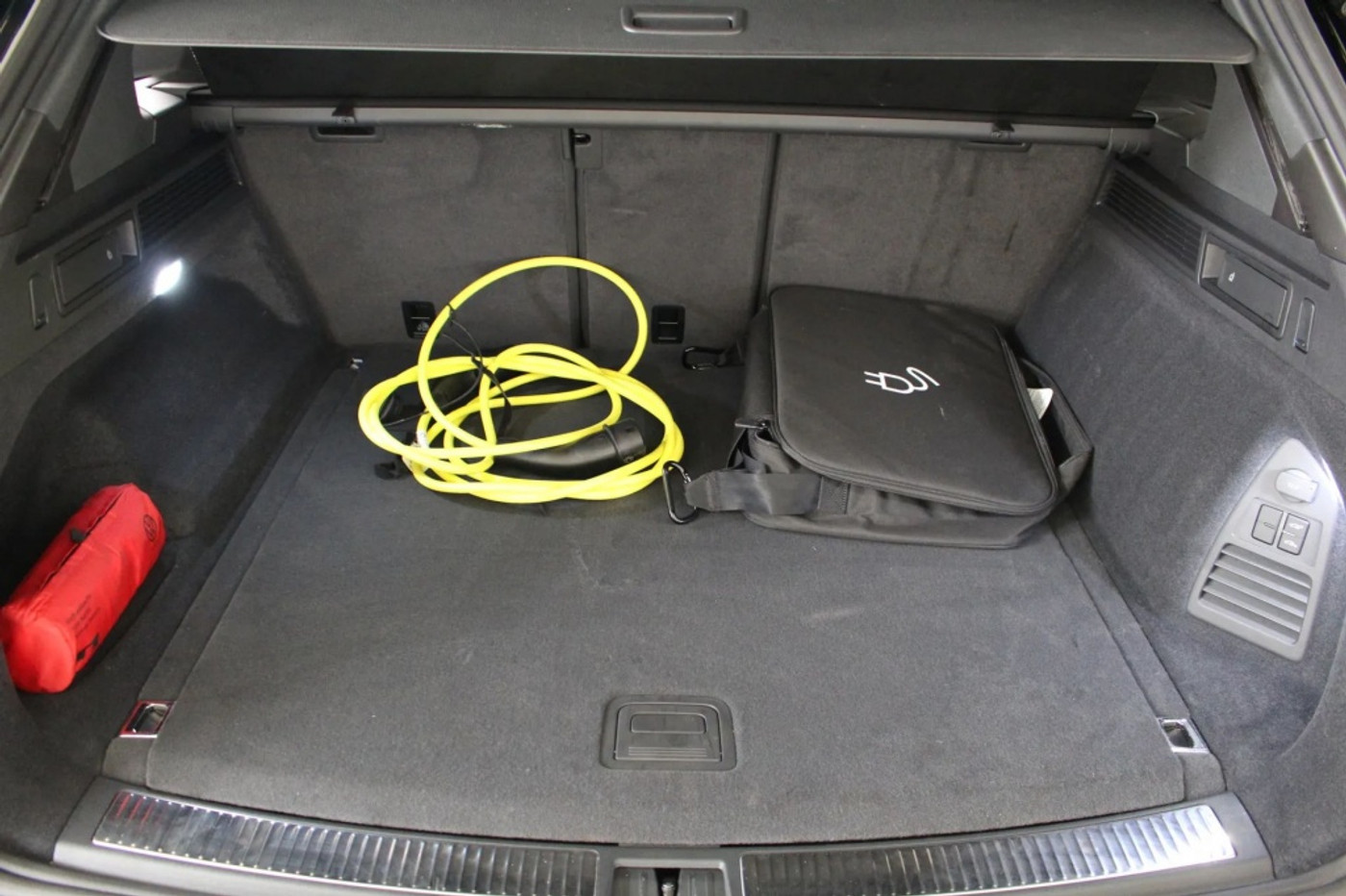 Foto van Volkswagen Touareg R