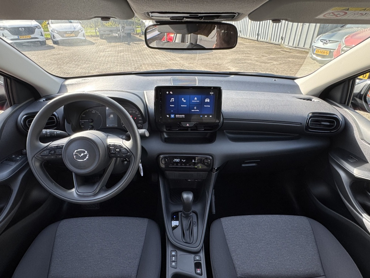 Foto van Mazda Mazda2 Hybrid