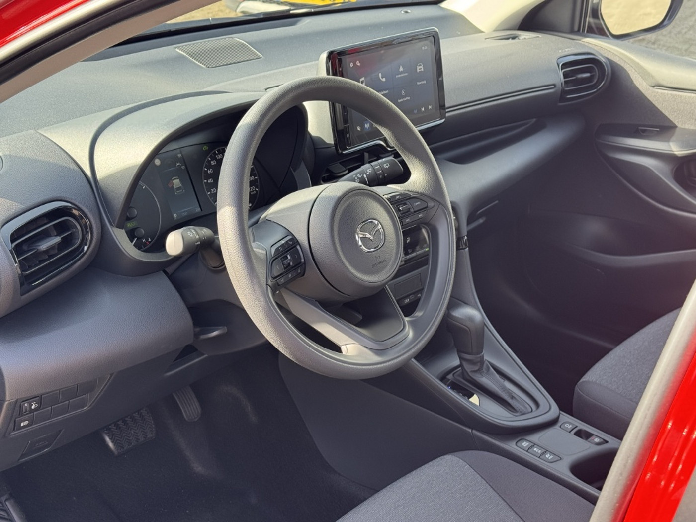 Foto van Mazda Mazda2 Hybrid